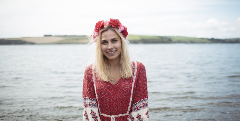 Як правильно писати Танічка чи Танечка українською мовою: правила та форми імені